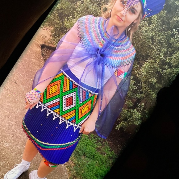 Hand Made South African Wedding Dresses - Picture 5 of 7